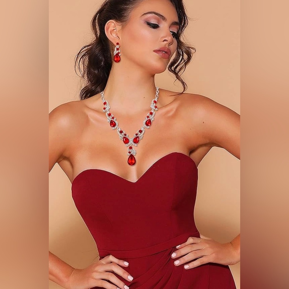 BriLove Jewelry set Teardrop Cluster Crystal Statement Necklace Dangle Earrings